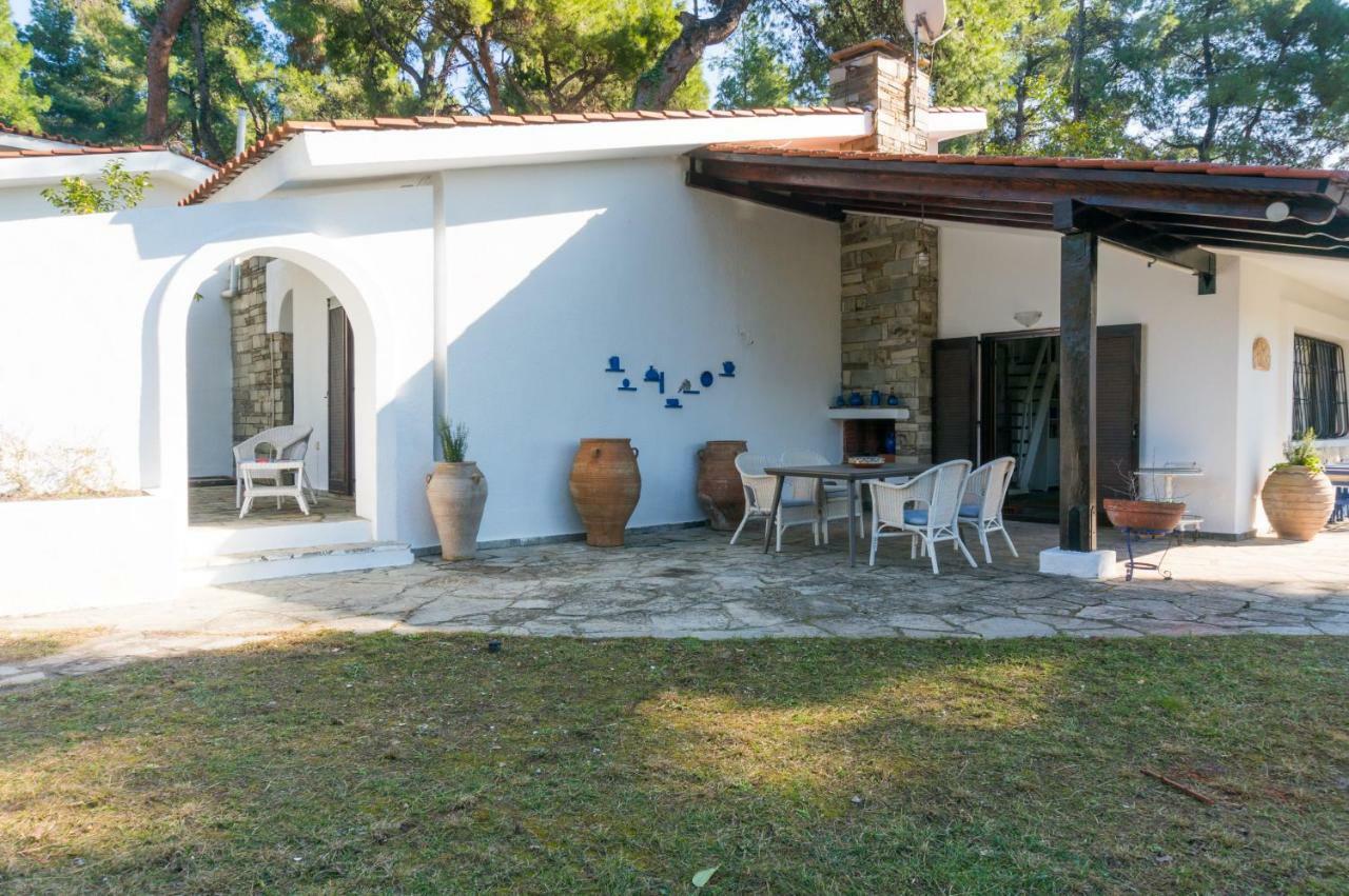 Villa Aurora In Sani With Garden And Pool מראה חיצוני תמונה